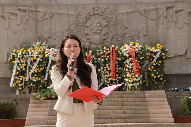 党团队共铸红色基因 思政一体传承英烈志