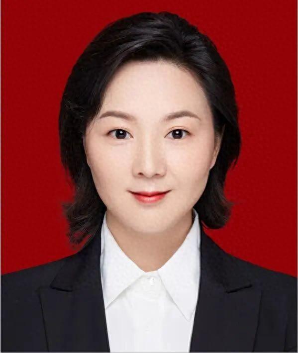 屏山县县长赵丹，拟任新职（附简历）