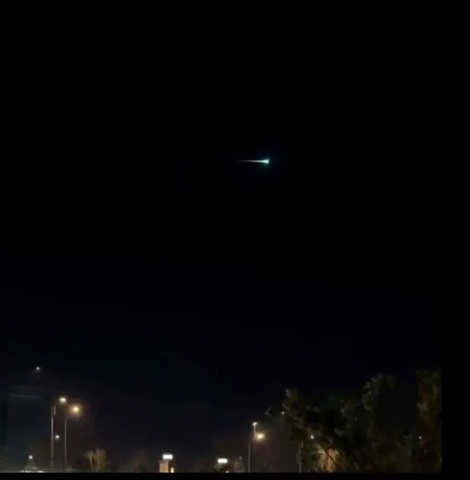 昨夜多地惊现火流星！“瞬间天都亮了”