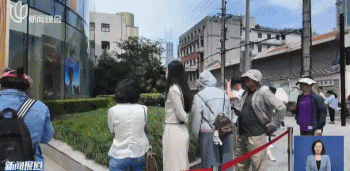 金价巨震！有人砸40万元买金被“套牢”，“从赚5万到亏3万”，专家解读！这地市民烈日下排队百米抢购黄金