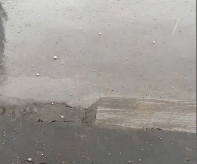 河南多地出现冰雹！局地有雷暴大风、短时强降水，下周气温飙到35℃