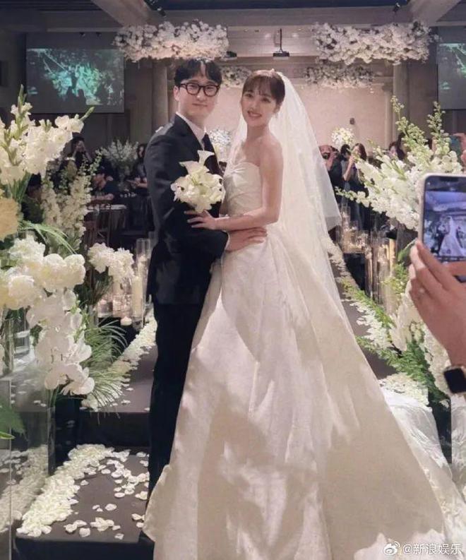 知名女演员正式离婚，婚姻仅维持了11个月