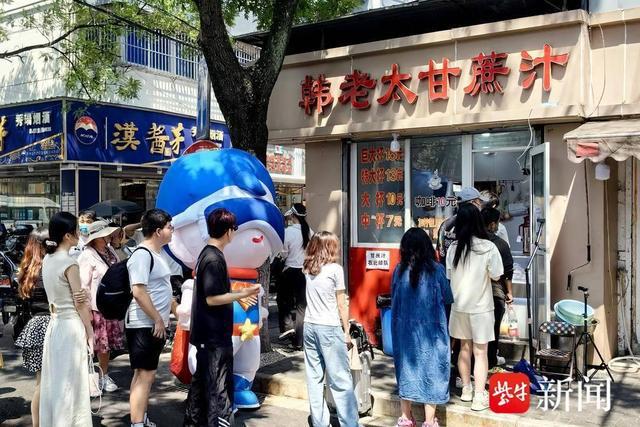 10元手冲咖啡阿姨爆火一年后现状 小店已褪去喧嚣