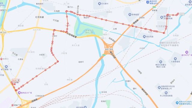 南京首批无人驾驶公交车已经“上路”