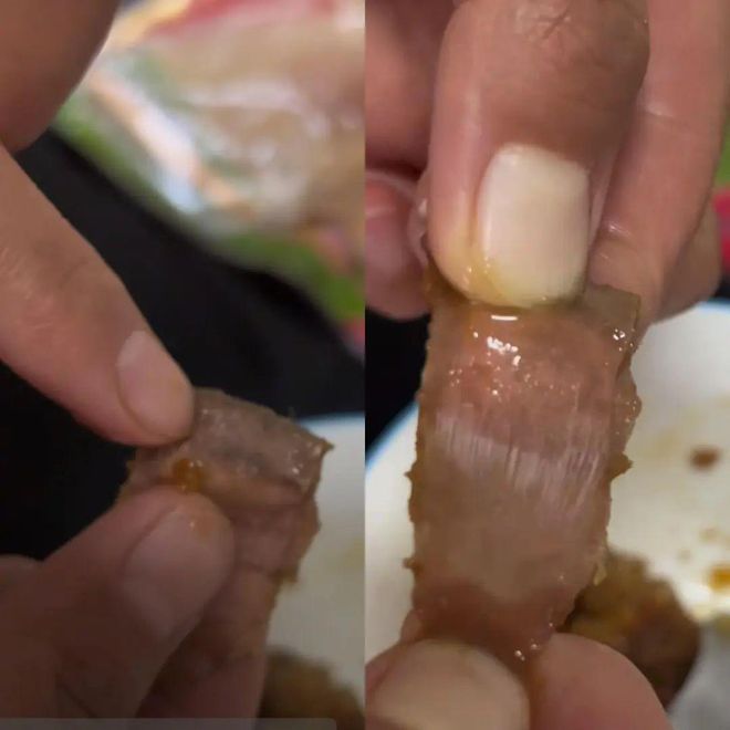 辣椒财经丨吃出了带血创可贴的蜜枣粽，是五芳斋代工？五芳斋回应：正在内部调查