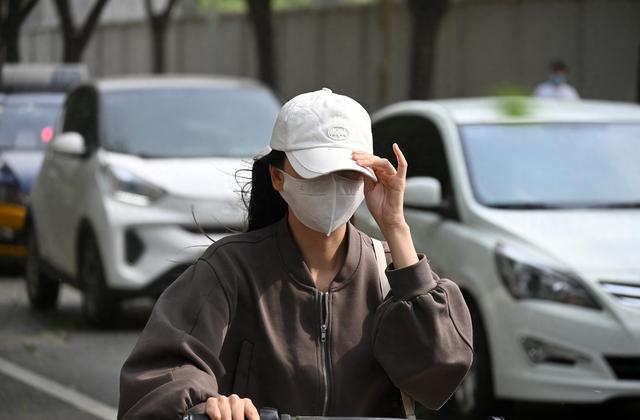 河南继续发布大风蓝色预警