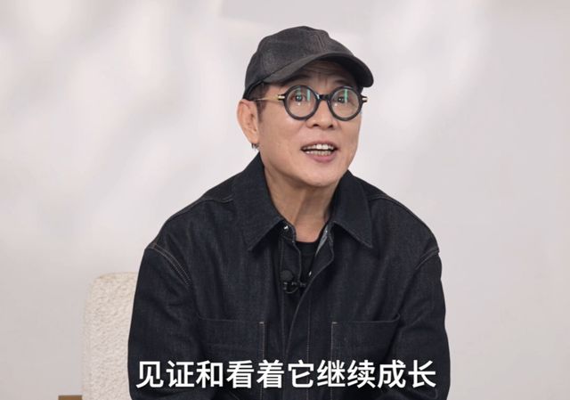 李连杰时隔50年重返金门大桥，晒照感慨“人老了”，已交代后事：树葬海葬无所谓