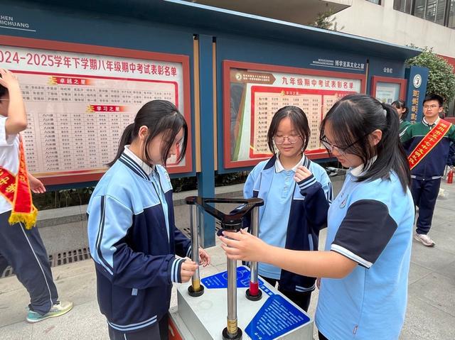 郑州57中南校区科创节，是科学探索，缘何还是视听盛宴？