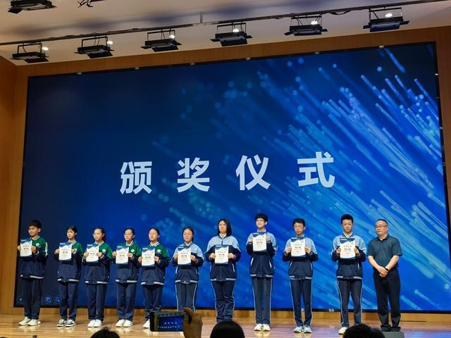 郑州57中南校区科创节，是科学探索，缘何还是视听盛宴？