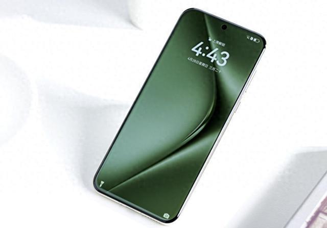 苹果16 Pro再见，华为“Ultra”机皇突降1850元，就选你了