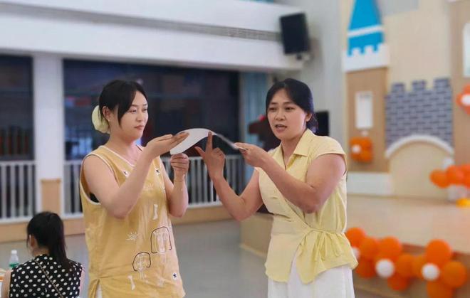 共读育未来，浏阳这所幼儿园通过家长读书会掌握亲子沟通技巧