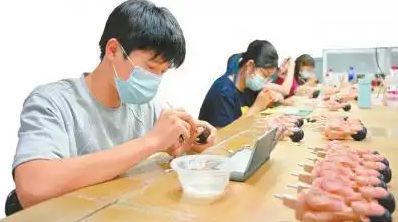 媒体调查：多地曝“谷子店”闭店消息，挣“二次元”的钱难不难