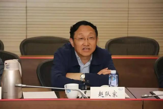 两名省交通控股公司领导，同日被开除党籍