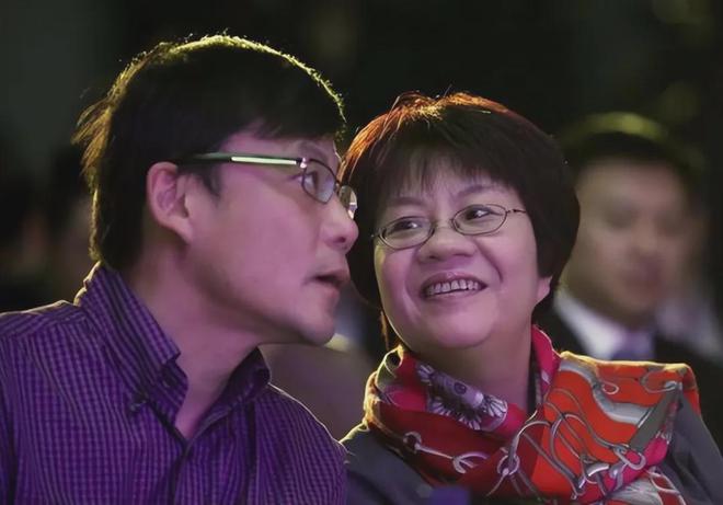 李国庆8月将在北京再办婚礼，女方为北大校友，5天前宣布与前妻财产分割达成和解