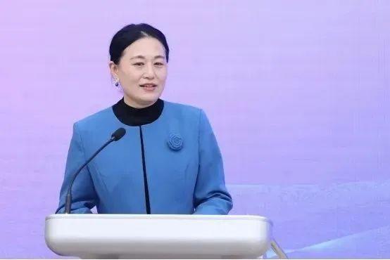 清华大学回应“张爱玲教授被树砸身亡”：已启动问责程序