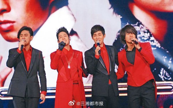青春的回忆呼啸而来，F4组合要开演唱会了