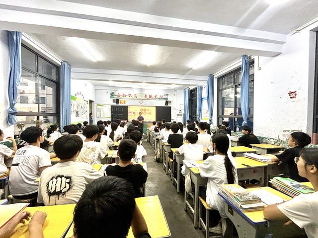 武陟中裕燃气：燃气安全进校园  守护平安伴成长