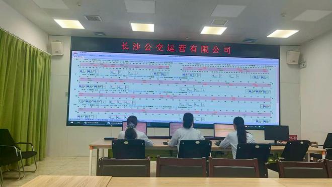 高考期间，考生免费乘坐！长沙公交、地铁、出租车开展“爱心送考”公益活动