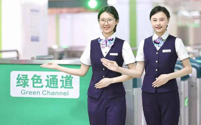 高考期间，考生免费乘坐！长沙公交、地铁、出租车开展“爱心送考”公益活动