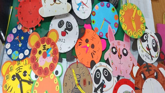 安阳市钢城小学：开展“趣味钟面制作”活动