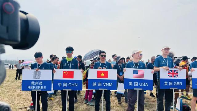 快讯｜2025年滑翔伞世界杯（中国站）在安阳林州开幕