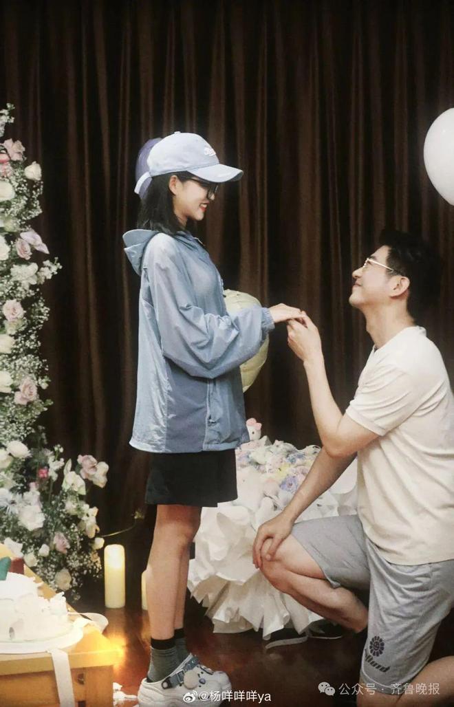 知名短剧演员求婚成功，网友：磕的CP成真了