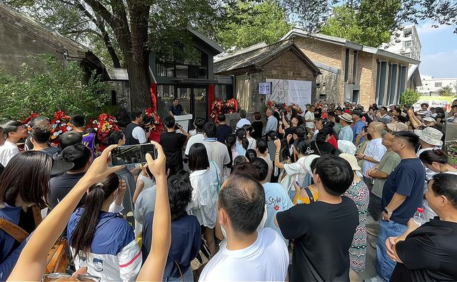 在场丨50幅画作，守护古窑村到颜神古镇的重生之路