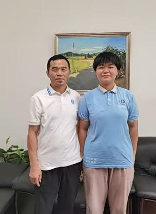 一分未花！长沙女生把所获奖学金捐赠给高中母校，将去北大读书