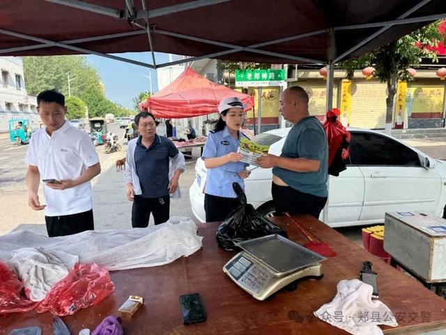 交通安全进农村 筑牢夏季“平安路”