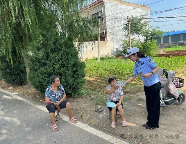 交通安全进农村 筑牢夏季“平安路”
