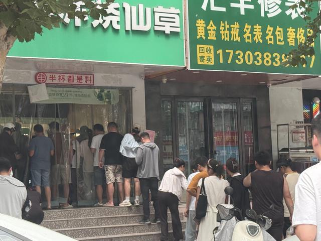 “史诗级”外卖大战，究竟因何而战？丨大象深度