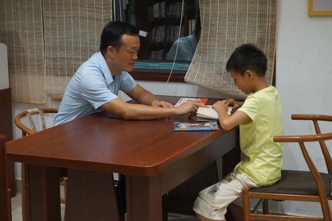 墨韵杨花，文心远扬，助力乡村阅读，杨花村农家书屋成暑期“书香阵地”