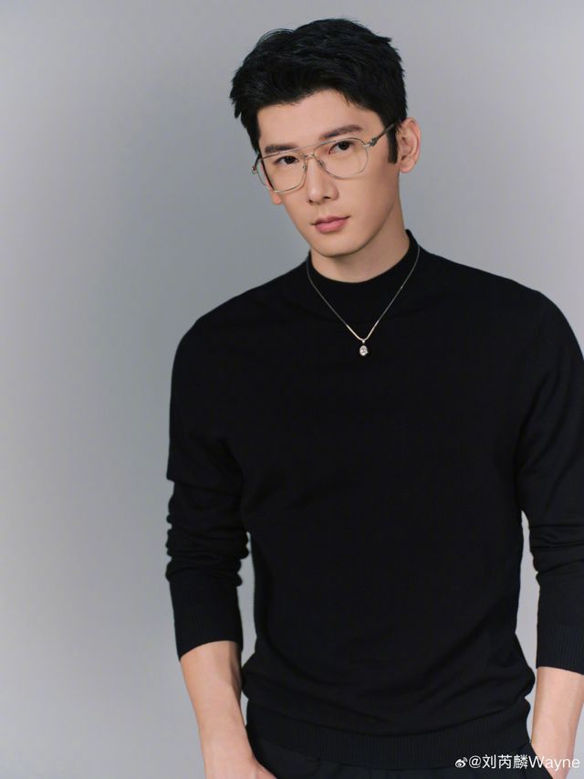 曾出演《三生三世十里桃花》，男星刘芮麟官宣结婚生子，透露去年春天领证：私人生活选择低调