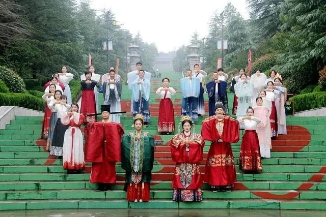 郑州3景区入选！河南网红打卡地TOP30出炉→