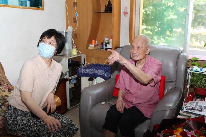 原陕西省轻工业厅副厅长强英因病去世，享年100岁