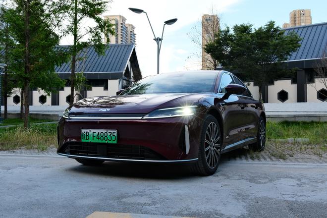 13万起售的"理工男大块头"，风云A9L如何重塑B级车价值标杆？