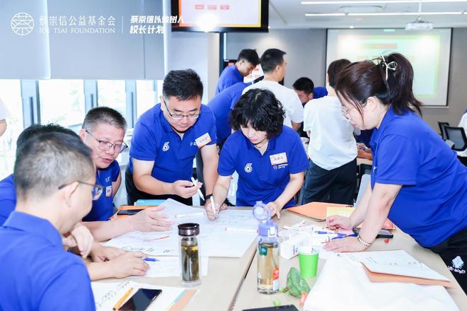 40位中小学校长杭州共探体教融合新路径