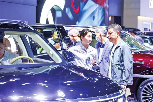 河南车市“期中考”放榜：郑州领跑焦作增速夺冠