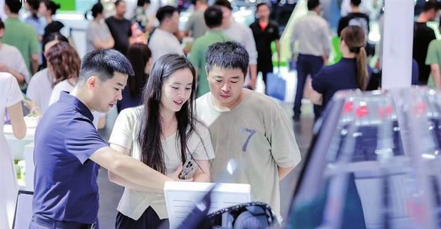 河南车市“期中考”放榜：郑州领跑焦作增速夺冠