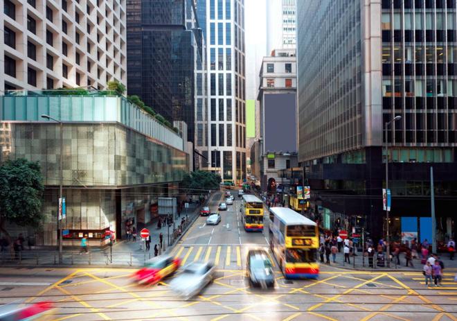 麦当劳竟是“隐形地产大佬”，一次性放售8家香港商铺，去年全球收租超100亿美元