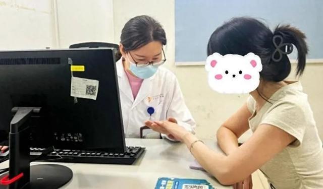 在酒店这样洗澡可能感染HPV病毒？有网友称中过招！公共场所请避免这样做↗