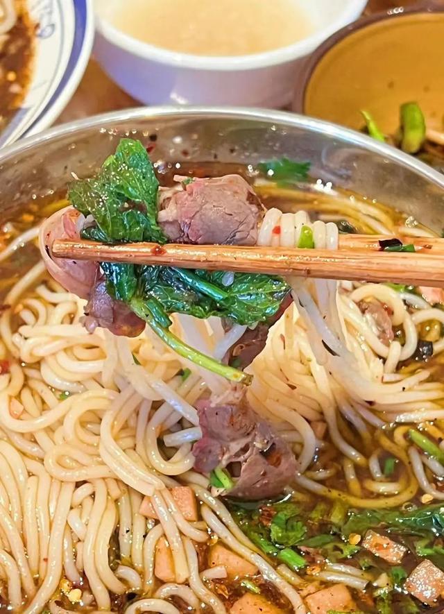 国内最具松弛感的避暑小城，人均500玩3天夏天只有25℃