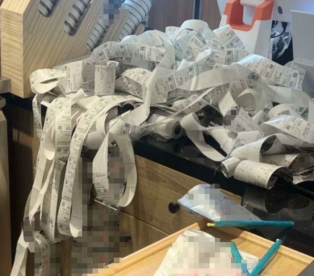 餐饮界是“疯”了吗？小票比“我的命”都长！