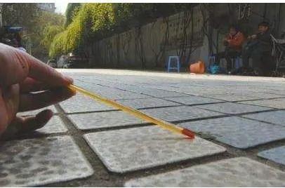 预报39℃街头实测50℃，咋回事？