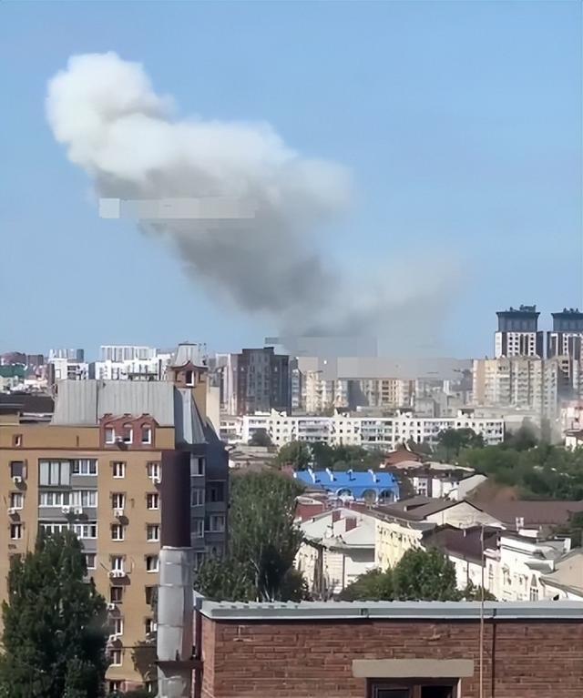 俄罗斯罗斯托夫市中心发生强烈爆炸
