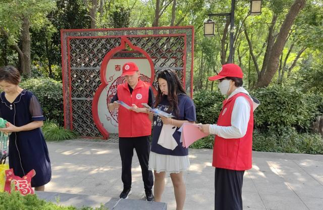 文明交通志愿同行 共筑安全出行环境