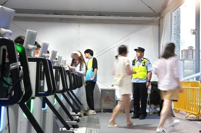 20万人将涌入这里！上海发布轨交、道路等交通管制措施→