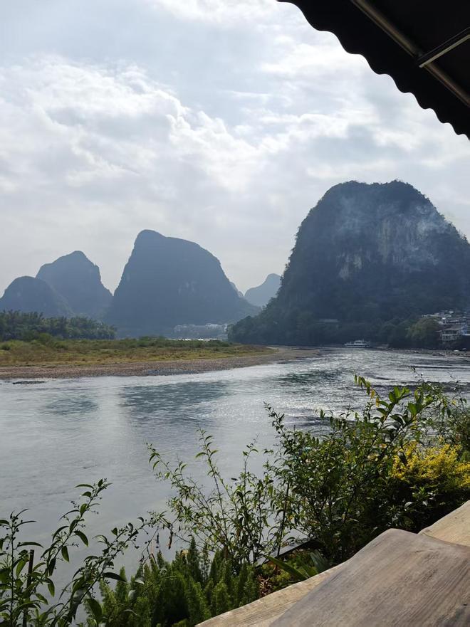 南宁正在批量制造微短剧：谁更需要流量？