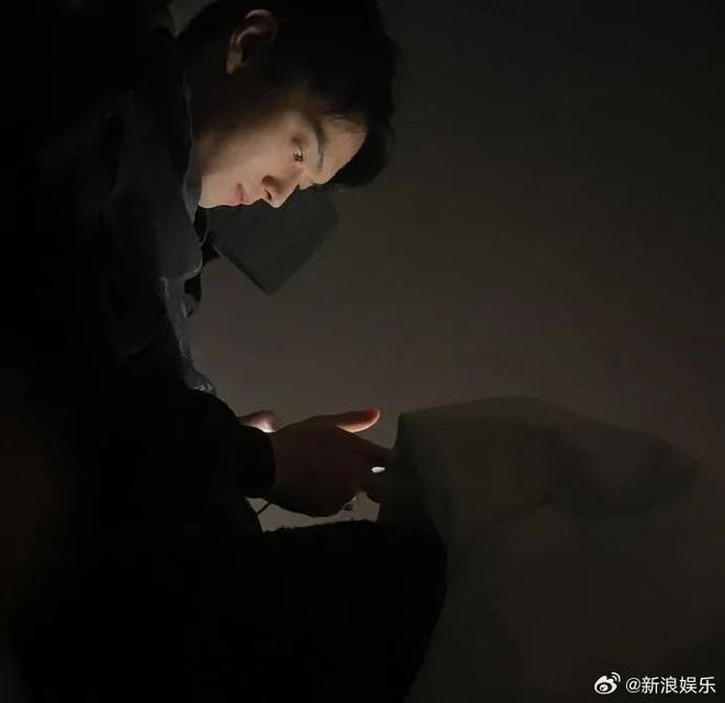 许荔莎硬刚于正：因许凯与赵晴开房被拍分手；于正：假消息，已报警