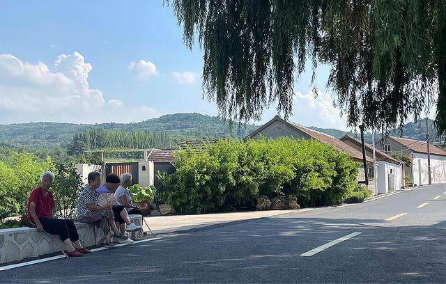 区势｜尖谷堆北村“变形记”：民宿“挂”崖引路，山村焕彩再出发